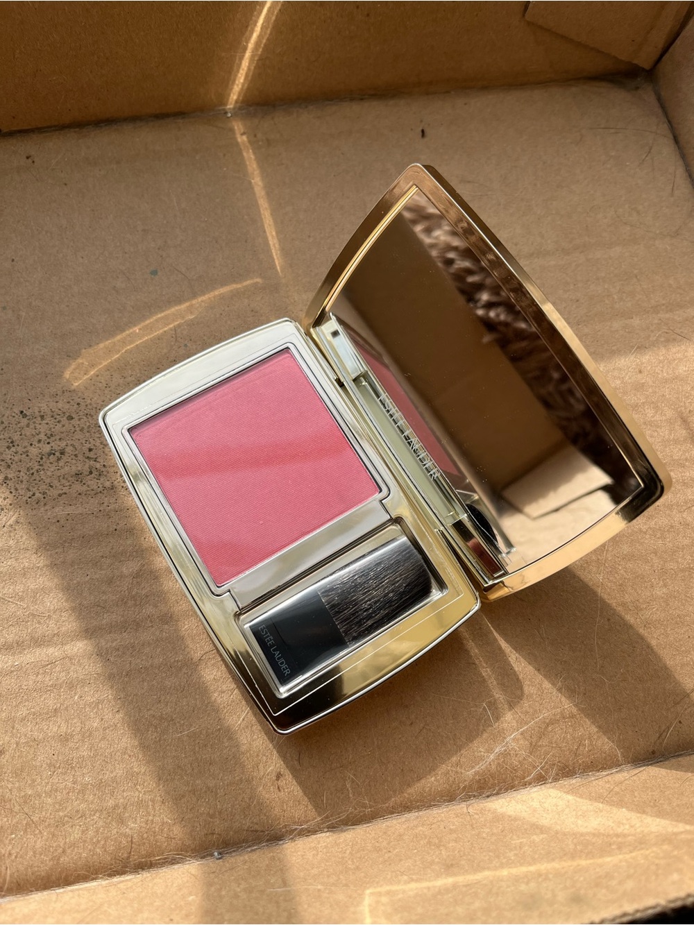 NIP Estee Lauder Pure Color Envy Sculpting Blush 220 Pink Kiss - Picture 2 of 7